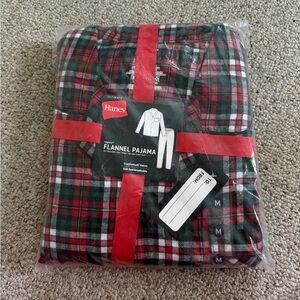 Hanes Men’s Flannel Pajama Set - Festive Plaid